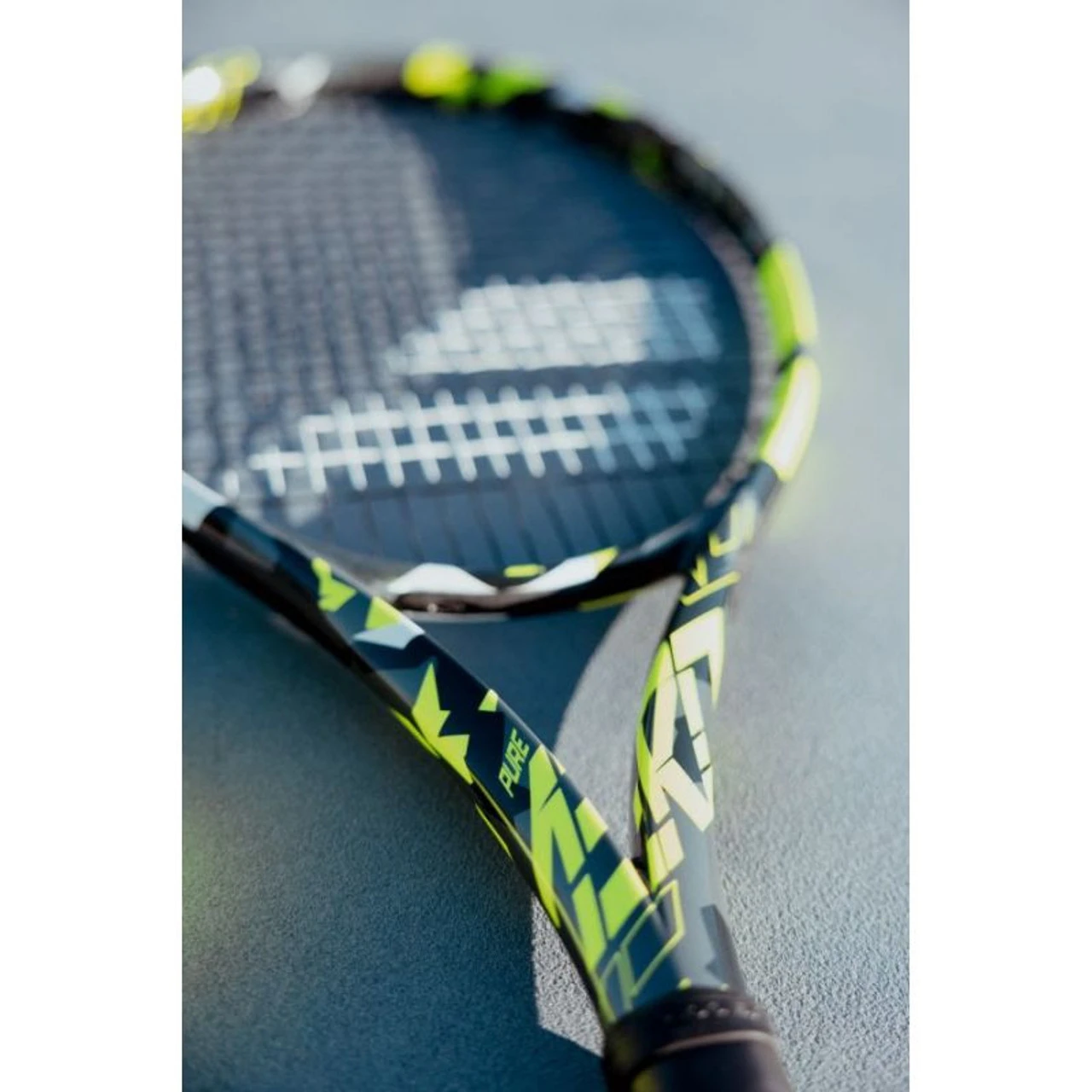 Babolat Pure Aero 98 2023 Tennis Racquet 4 Babolat Pure Aero 98 2023 Tennis Racquet - Image 2