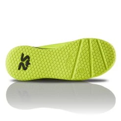 Salming Spark Shoe Safety Yellow / Black Kid's Indoor Court Shoes 9 Salming Spark Shoe Safety Yellow / Black Kid's Indoor Court Shoes -Nike shop Salming Spark Shoe Kid Sole 31410.1565958796.1280.1280